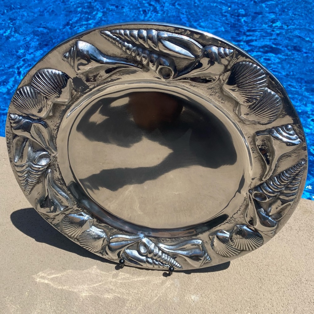 Seashell Round Serving Platter - Picture 4 of 10